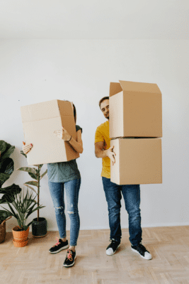 couple packing to move to a new home